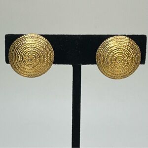 Vintage AVON Gold Spiral Clip-On Earrings – Textured Round Dome Style